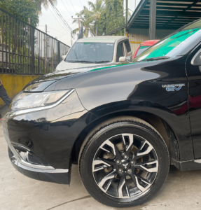 Mitsubishi Outlander-10