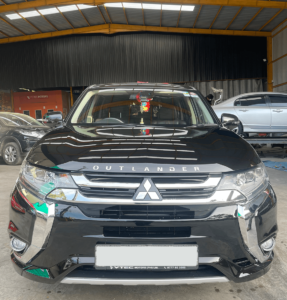 Mitsubishi Outlander-7