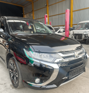 Mitsubishi Outlander-9